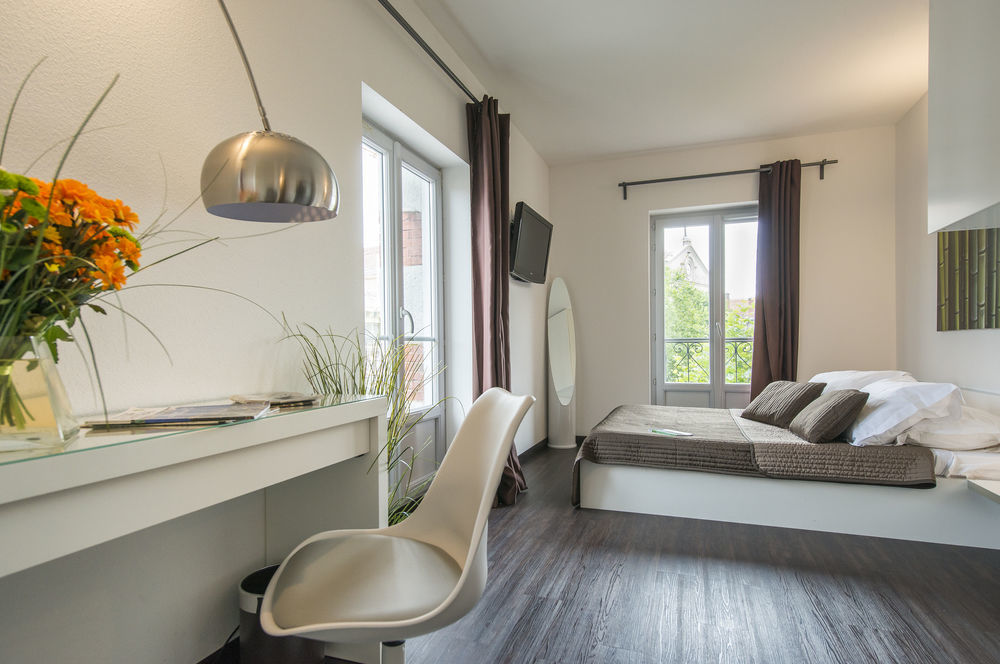 アブヴィル Les Capucines Bed & Breakfast エクステリア 写真