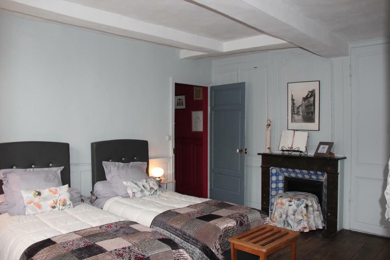 アブヴィル Les Capucines Bed & Breakfast エクステリア 写真